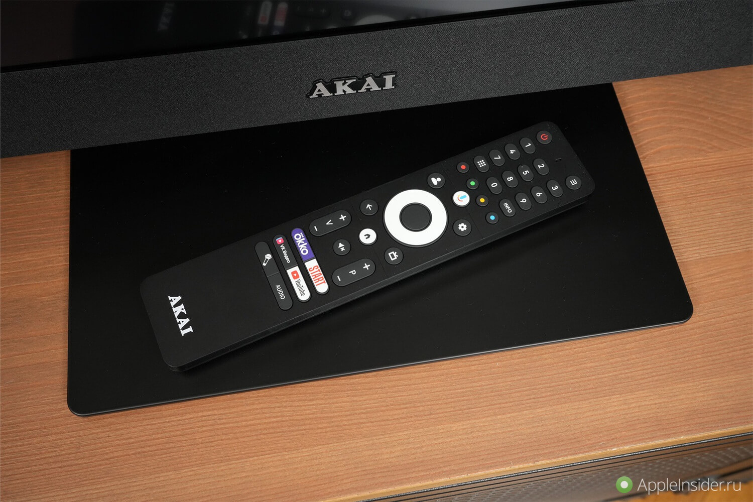 Стоит ли покупать умный телевизор Akai. В этом телевизоре хорошо все, включая удобный пульт управления со встроенным микрофоном. Стоит ли покупать умный телевизор Akai. В этом телевизоре хорошо все, включая удобный пульт управления со встроенным микрофоном. Фото.