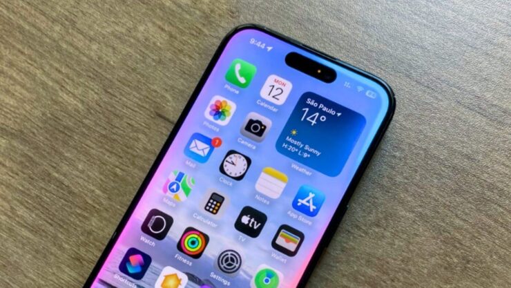 Apple Intelligence на старых Айфонах. Добавить Apple Intelligence можно на устройства с версией iOS, начиная с 18.1. Изображение: bgr.com. Фото.