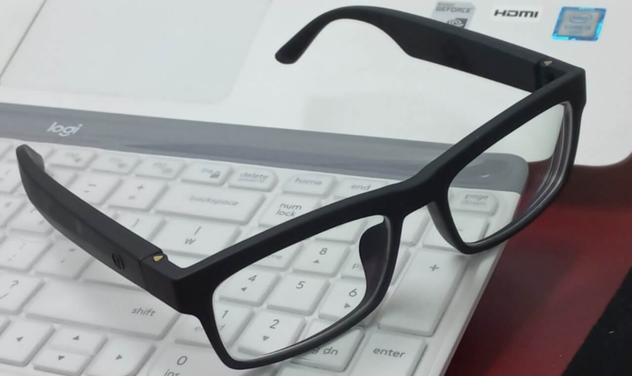 Очки с блютуз и музыкой. Очки с наушниками — это же гениально. Фото.