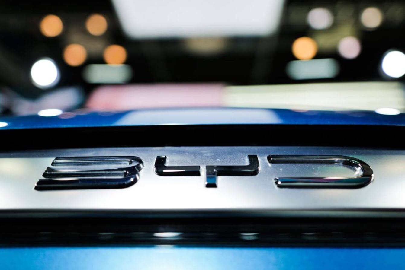 Из какой страны Айфон лучше. BYD готова расширить производство, если Apple попросит. Фото: Yahoo Finance. Из какой страны Айфон лучше. BYD готова расширить производство, если Apple попросит. Фото: Yahoo Finance. Фото.