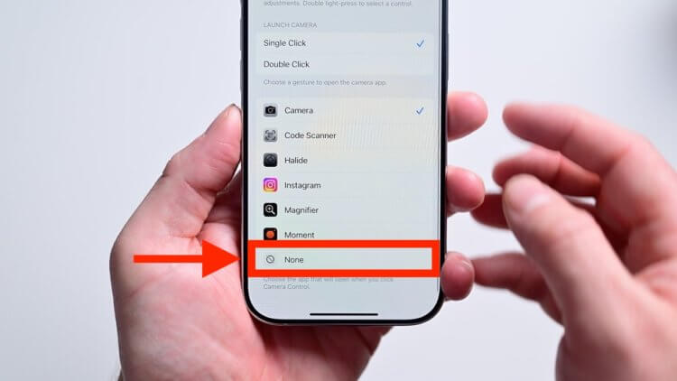 Отключить кнопку камеры на Айфоне. Поставьте галочку на этот пункт, и нажатие на Camera Control не будет запускать никакое приложение. Изображение: appleinsider.com. Фото.