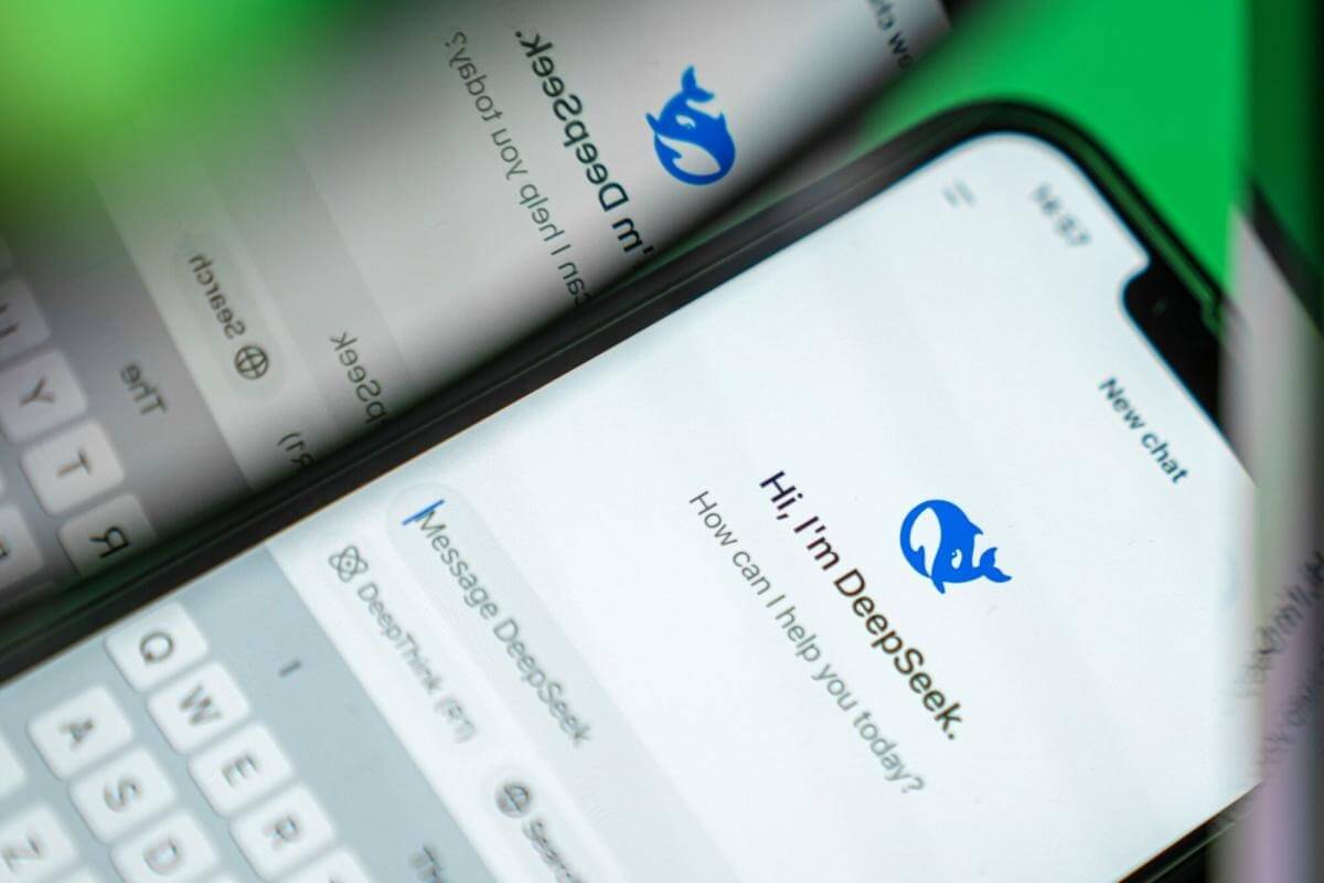 Дипсик: что умеет, как пользоваться и чем лучше ChatGPT. Фото.