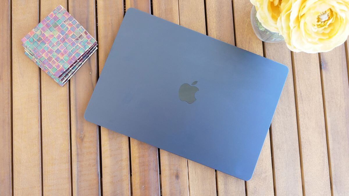 C точки зрения дизайна MacBook Air M4 останется прежним. Изображение: laptopmag.com. Фото.