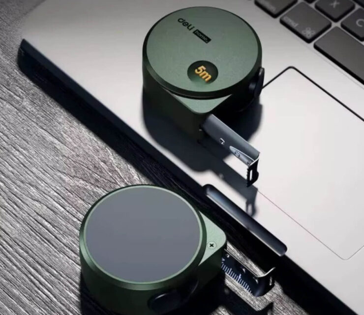 Рулетка с автоблокировкой. Удобная и компактная рулетка всегда пригодится. Рулетка с автоблокировкой. Удобная и компактная рулетка всегда пригодится. Фото.