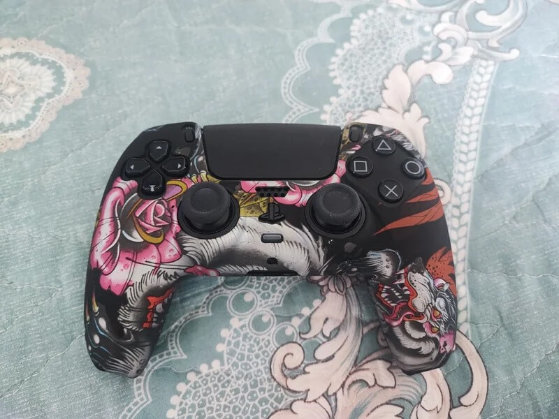 Чехол для джойстика PS5. Защитите контроллер классным чехлом. Фото.