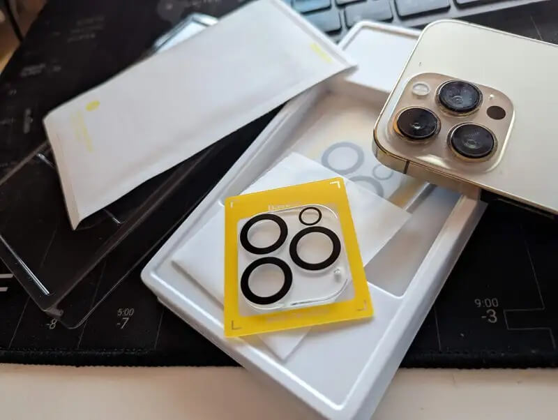 Стекло для камеры Айфона. Камера iPhone точно будет под защитой. Фото.