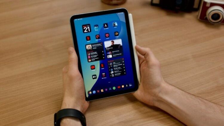 Какой iPad выбрать. Отличный вариант для тех, кому важна компактность. Изображение: trustedreviews.com. Какой iPad выбрать. Отличный вариант для тех, кому важна компактность. Изображение: trustedreviews.com. Фото.