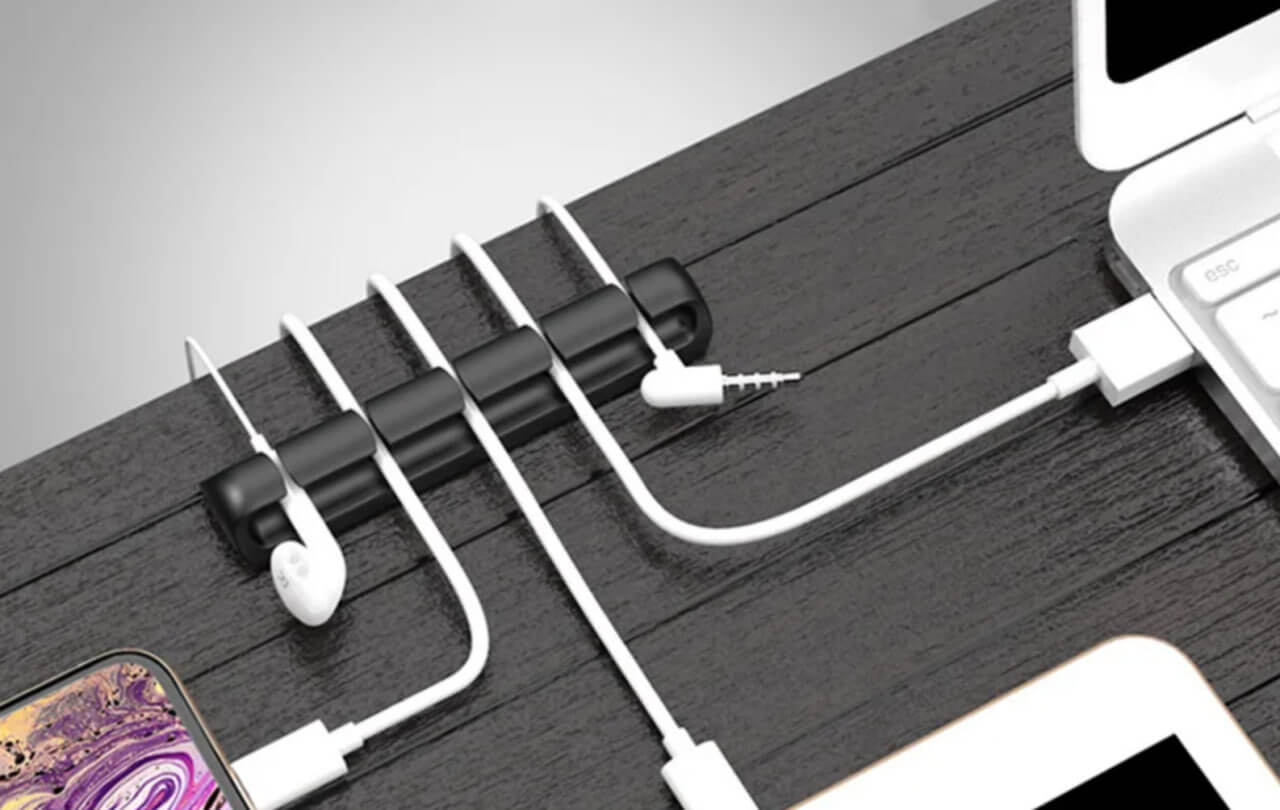 Держатель для кабелей на стол. С таким холдером у вас больше не будет беспорядка на рабочем столе. Фото.