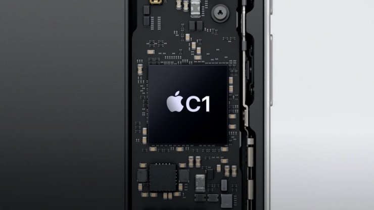 Аккумулятор в iPhone 17. Модем C1 открывает очень неплохие перспективы с точки зрения автономности iPhone 17. Изображение: macrumors.com. Аккумулятор в iPhone 17. Модем C1 открывает очень неплохие перспективы с точки зрения автономности iPhone 17. Изображение: macrumors.com. Фото.