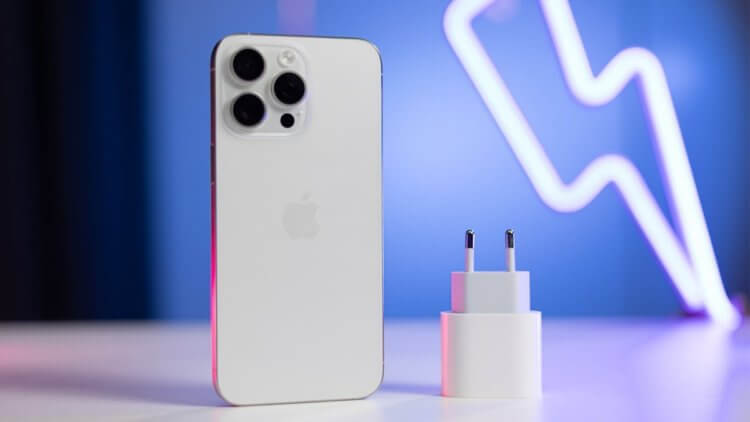 Apple не может в быструю зарядку. Даже iPhone 17 будет заряжаться медленнее дешевых Андроидов. Фото.