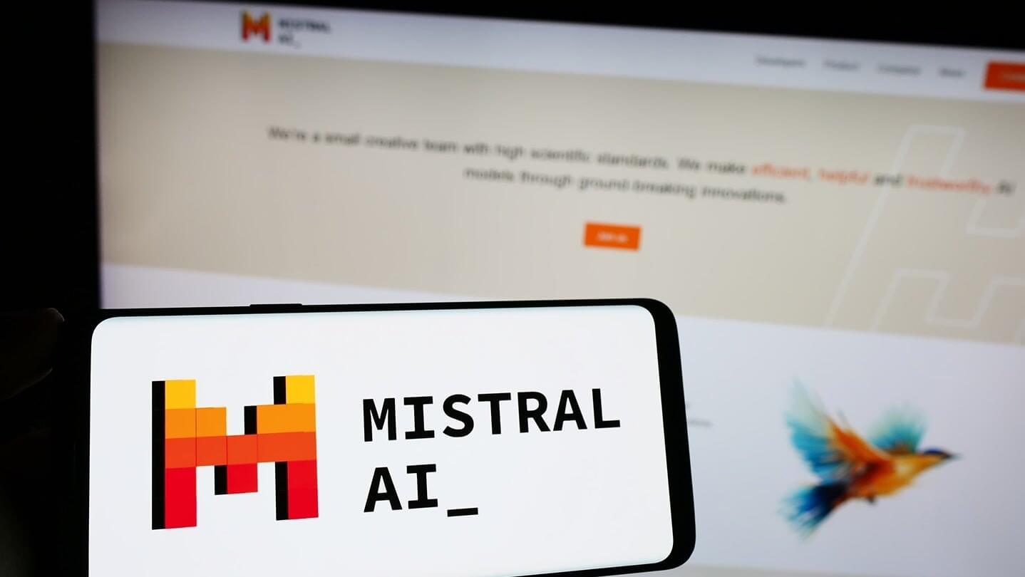 Попробовал французский аналог ChatGPT нейросеть Le Chat. Что она умеет и как ей пользоваться в России. Попробовал французский аналог ChatGPT нейросеть Le Chat. Что она умеет и как ей пользоваться в России. Фото.