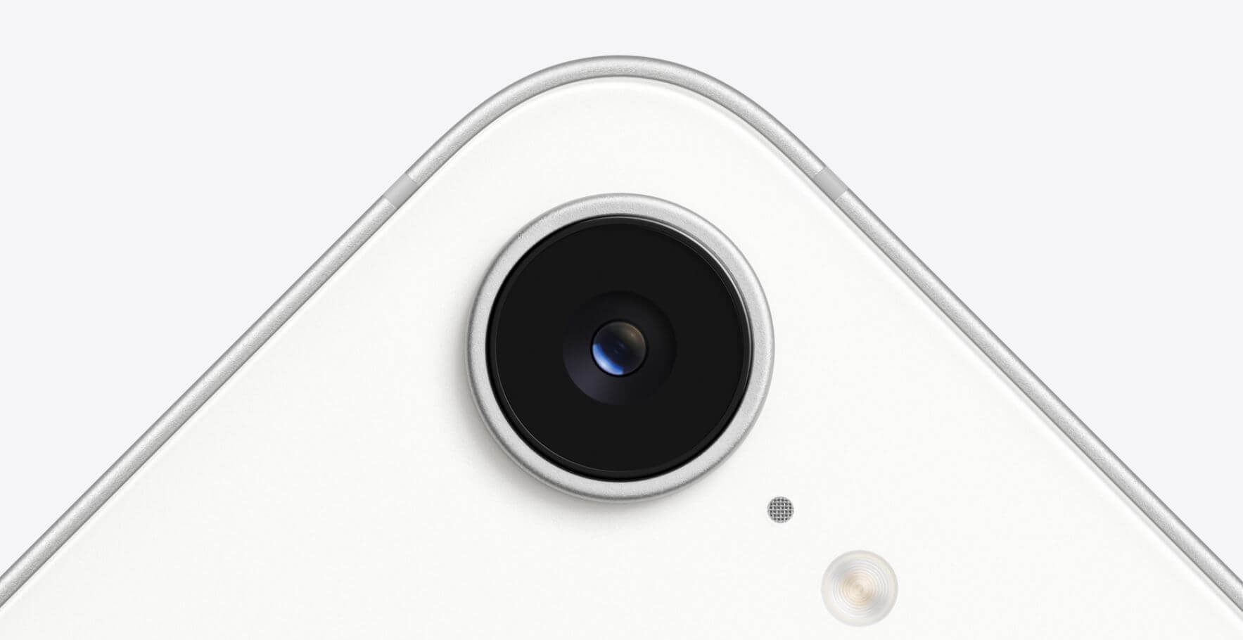 Характеристики iPhone 16e. В смартфоне существенно обновилась камера — теперь у iPhone 16e 48-мегапиксельный модуль. Характеристики iPhone 16e. В смартфоне существенно обновилась камера — теперь у iPhone 16e 48-мегапиксельный модуль. Фото.