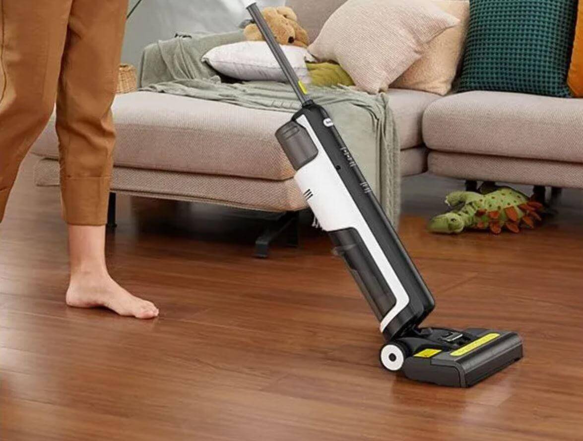 Электролиз воды в пылесосе. Этот пылесос станет отличным подарком на любой праздник для ваших близких. Фото.