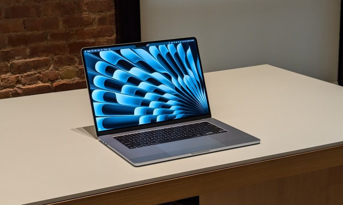 Стоит ли покупать MacBook Air M4. Хотя бы ради более современного дизайна стоит поменять устаревшие MacBook Air M1 и модели на Intel. Изображение: digitaltrends.com. Фото.