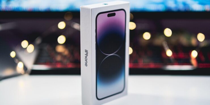 В любом Айфоне из коробки есть куча настроек, которые надо изменить или вообще отключить. Изображение: makeuseof.com. Фото.