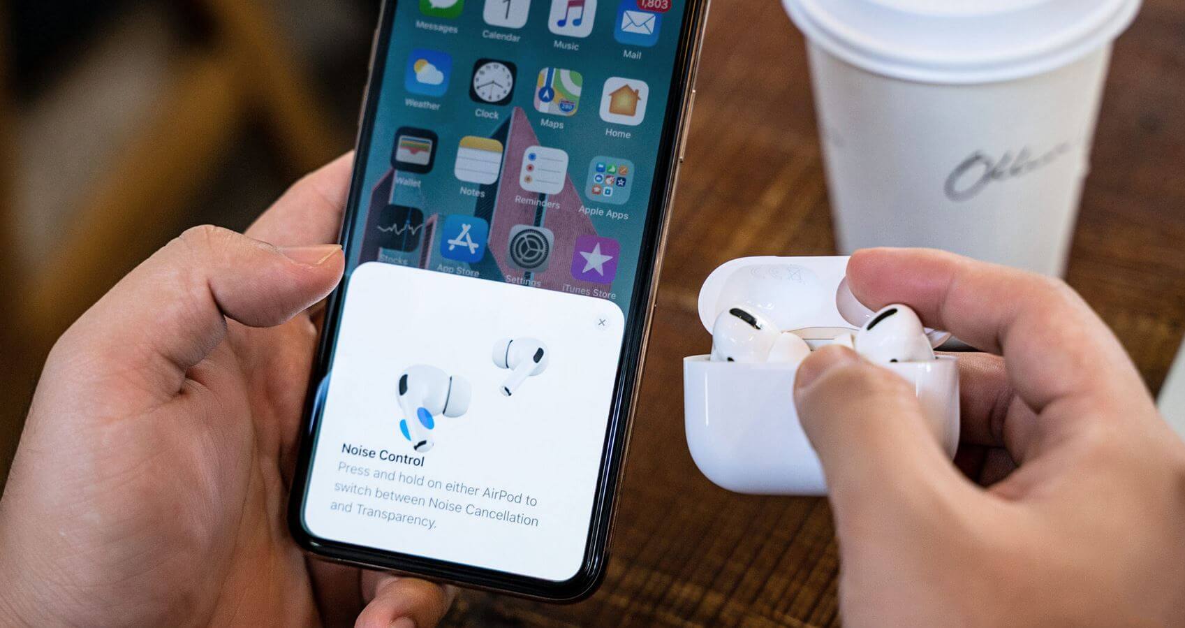 Не получается подключить беспроводные наушники к iPhone. Что делать. Разбираемся, почему наушники не подключаются к iPhone. Фото: cellphones.com.vn. Не получается подключить беспроводные наушники к iPhone. Что делать. Разбираемся, почему наушники не подключаются к iPhone. Фото: cellphones.com.vn. Фото.