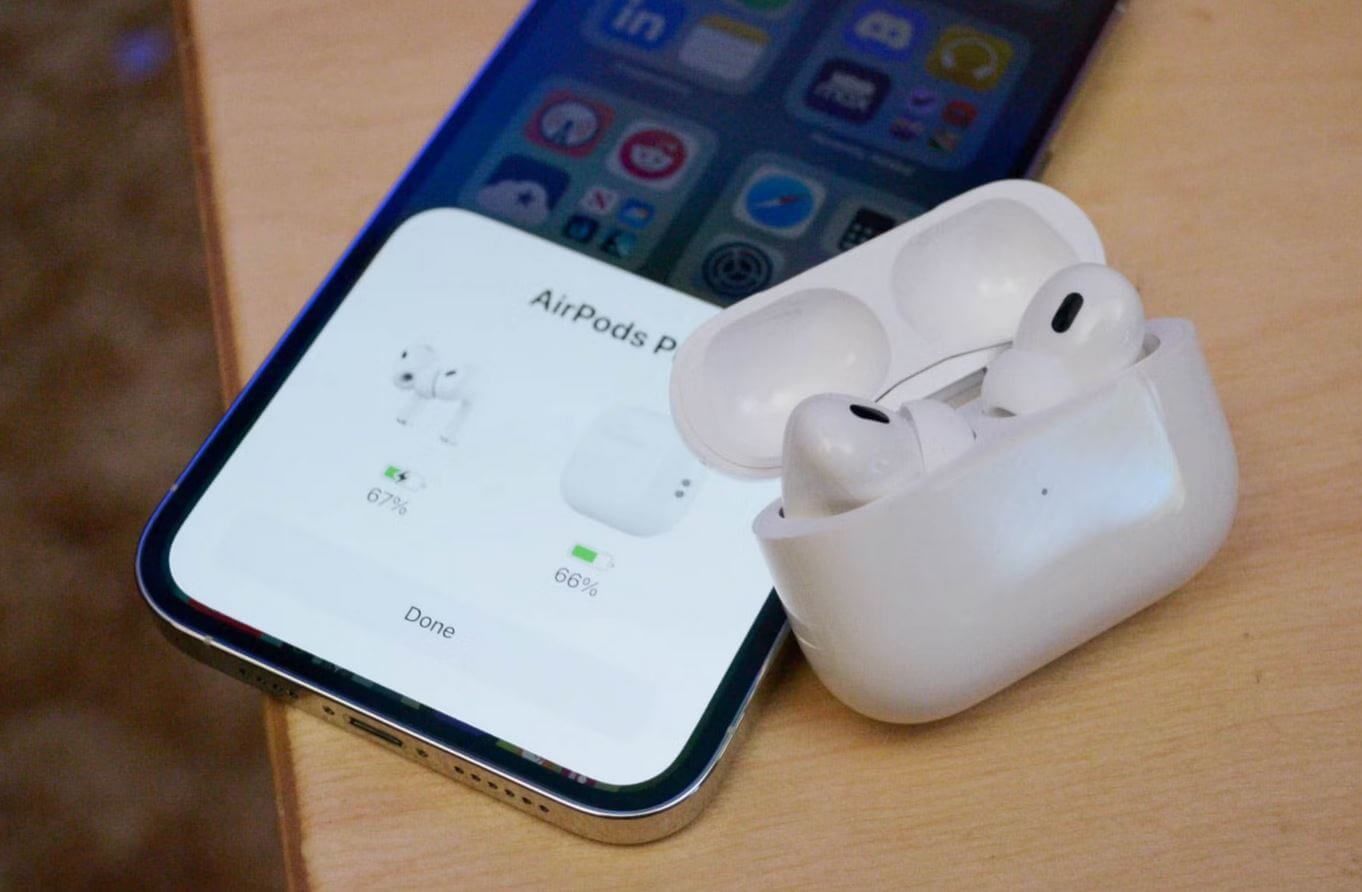 Как подключить беспроводные наушники к Айфону. Подключить AirPods к iPhone чуть проще, чем сторонние наушники. Фото: howtogeek.com. Как подключить беспроводные наушники к Айфону. Подключить AirPods к iPhone чуть проще, чем сторонние наушники. Фото: howtogeek.com. Фото.
