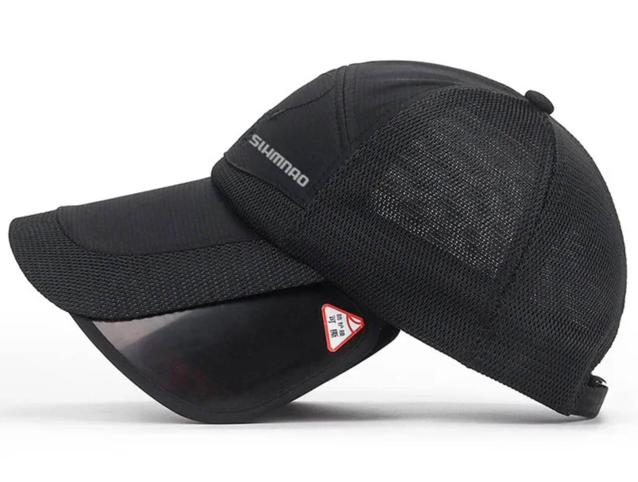 Бейсболка с боковой защитой от солнца. Не любите загорелое лицо? Тогда эта кепка для вас. Фото.