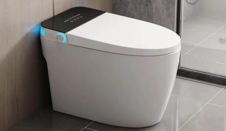 Умный унитаз с подогревом. Все видели такие унитазы в видео блогеров из Японии. Фото.