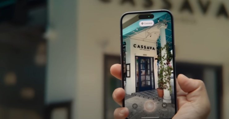 Что такое Visual Intelligence на iPhone 16 и iPhone 15 Pro и как пользоваться этой функцией. Visual Intelligence позволит находить информацию об объектах с помощью камеры. Apple создала Google Объектив. Изображение: theverge.com. Что такое Visual Intelligence на iPhone 16 и iPhone 15 Pro и как пользоваться этой функцией. Visual Intelligence позволит находить информацию об объектах с помощью камеры. Apple создала Google Объектив. Изображение: theverge.com. Фото.