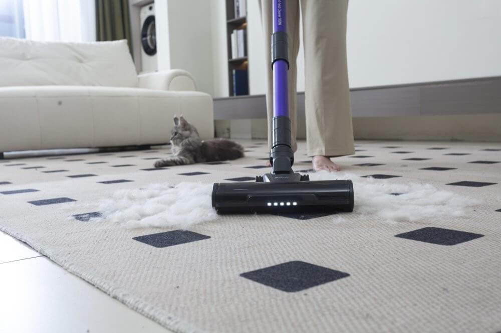 Забудьте о грязи и пыли навсегда: вертикальные пылесосы Redroad X18 и W12 SE уже на Ozon по лучшей цене. Фото.