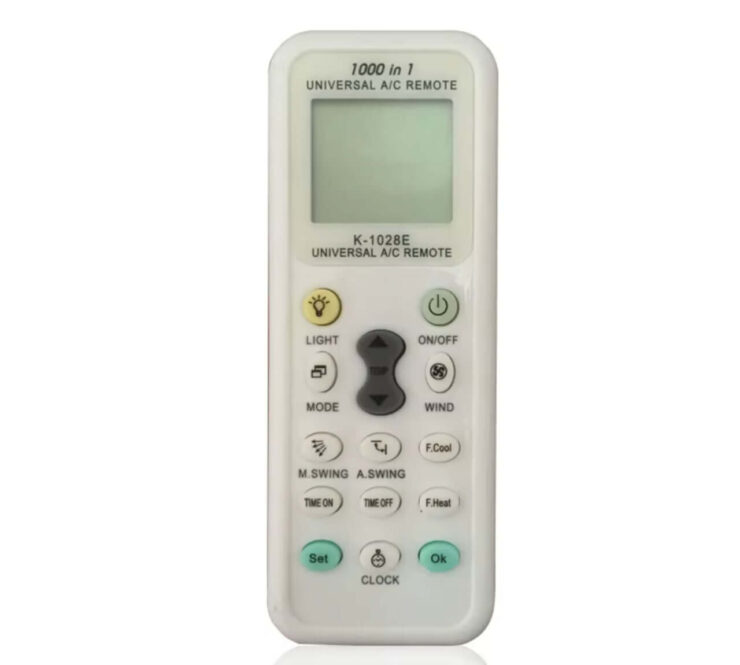 Универсальный пульт для кондиционеров. Пульты для кондиционеров тоже бывают универсальными. Фото.