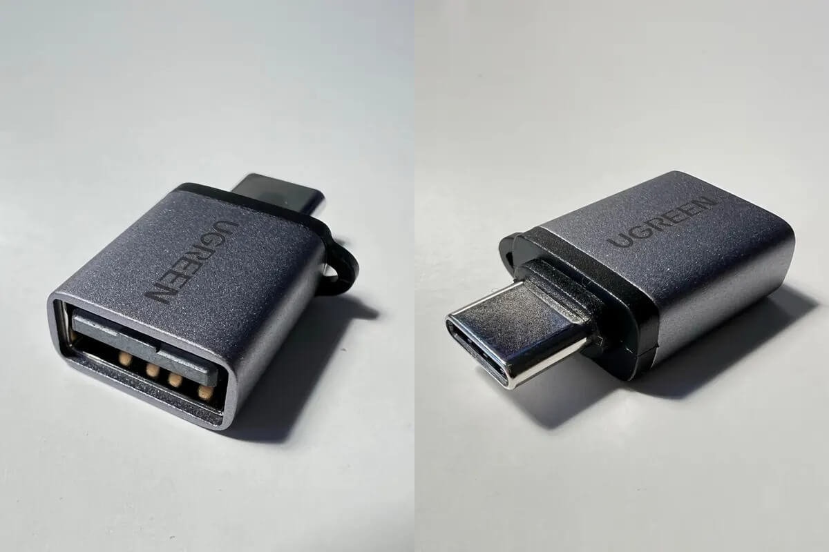 Переходник с USB на USB-C. Переходничок маленький и практически не занимает места. Фото.
