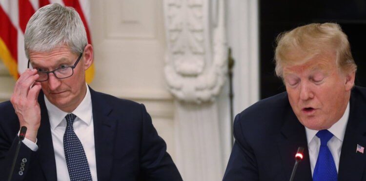 Трамп угрожает ввести пошлину в 25% на iPhone, если Apple не начнет производить их в США. Трамп угрожает ввести пошлину в 25% на iPhone, если Apple не начнет производить их в США. Фото.