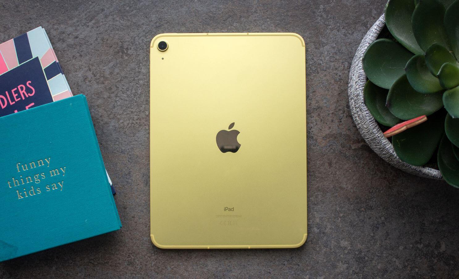 Вот это да: цена iPad 2022 рухнула до 22к рублей! Теперь это самый выгодный планшет Apple в России. iPad 10 надо брать прямо сейчас, пока дешево! Фото: thedisconnekt.com. Вот это да: цена iPad 2022 рухнула до 22к рублей! Теперь это самый выгодный планшет Apple в России. iPad 10 надо брать прямо сейчас, пока дешево! Фото: thedisconnekt.com. Фото.