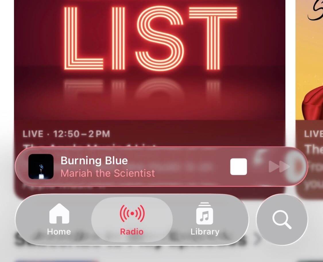 Что нового в iOS 26 beta 3. На нижней панели сделали одинаковый отступ между иконками. Что нового в iOS 26 beta 3. На нижней панели сделали одинаковый отступ между иконками. Фото.
