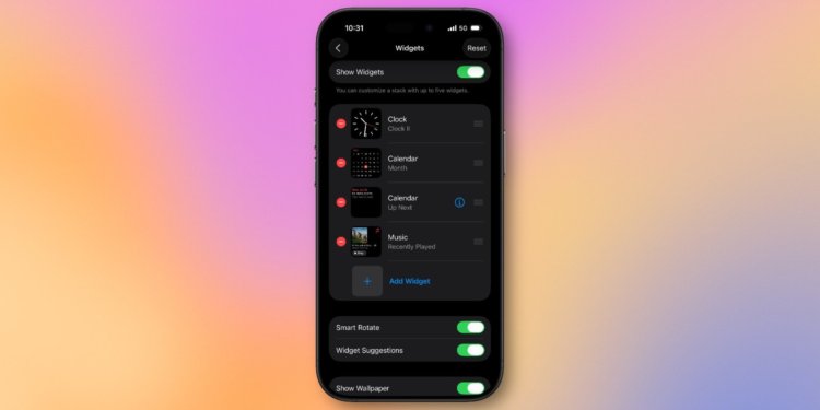 Как добавить виджеты в CarPlay на iPhone с iOS 26. Виджеты в CarPlay настраиваются с iPhone. Изображение: 9to5mac.com. Как добавить виджеты в CarPlay на iPhone с iOS 26. Виджеты в CarPlay настраиваются с iPhone. Изображение: 9to5mac.com. Фото.
