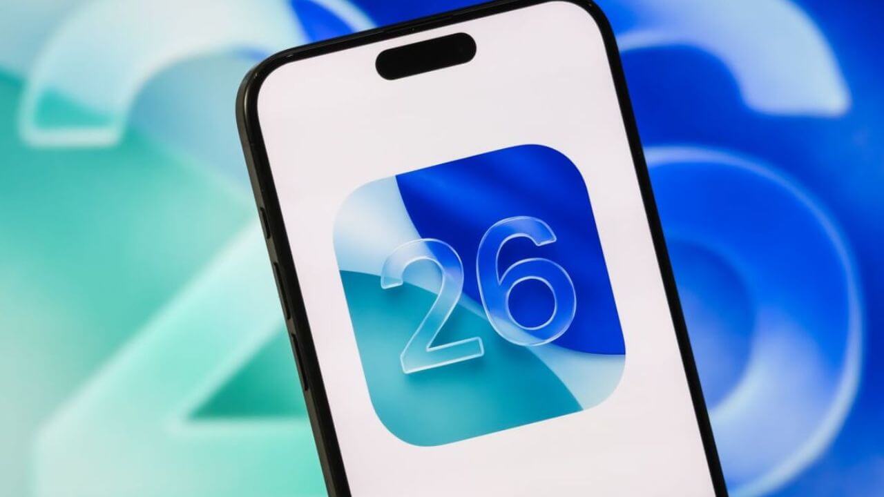 Вышла первая публичная бета-версия iOS 26. Как обновить iPhone и опробовать новые функции