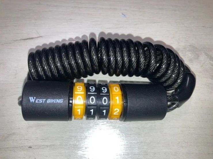 Кодовый замок для велосипеда. Можно зафиксировать велосипед без всяких ключей. Кодовый замок для велосипеда. Можно зафиксировать велосипед без всяких ключей. Фото.