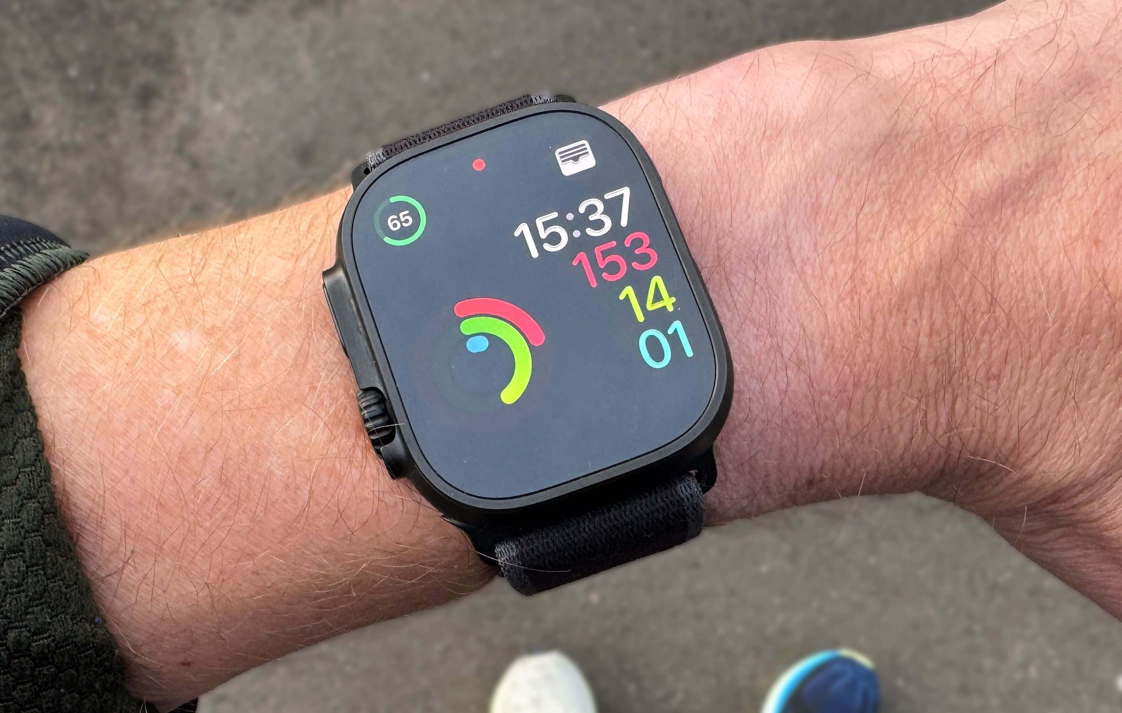 Почему Apple Watch Ultra 2 лучше для спорта, чем часы Samsung, Garmin даже для профи