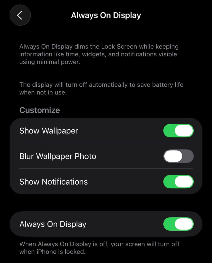 Apple сломала Always On Display в iOS 26. Как настроить эту функцию, чтобы она работала как в iOS 18. Отключите тумблер с размытием. Изображение: 9to5mac.com. Фото.