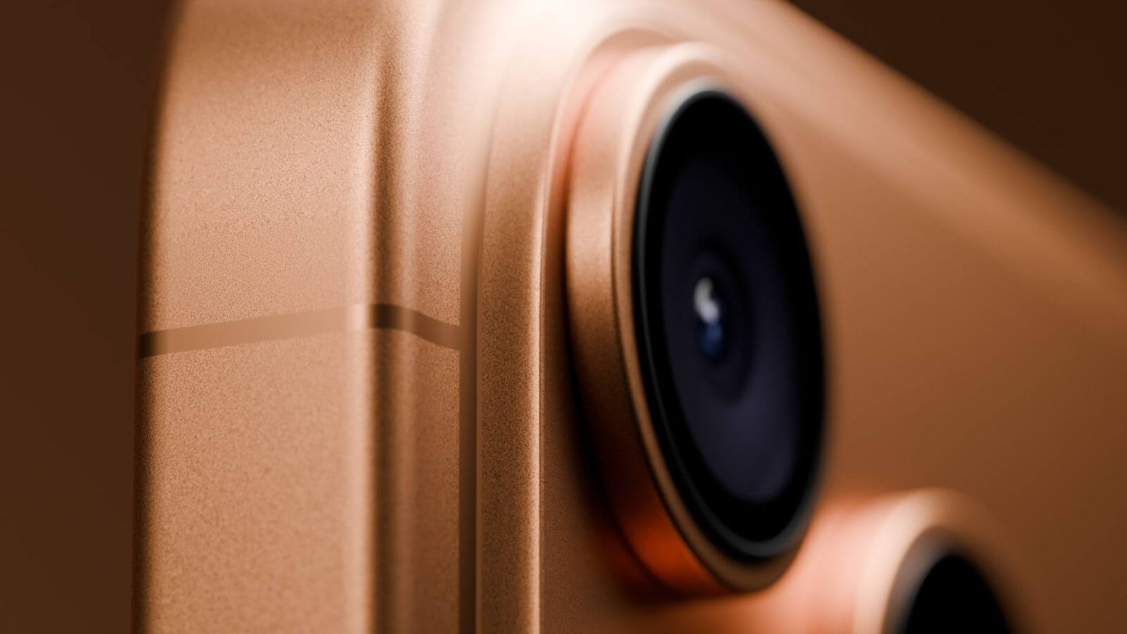 Зачем Apple встроит антенну прямо в камеру iPhone 17 Pro