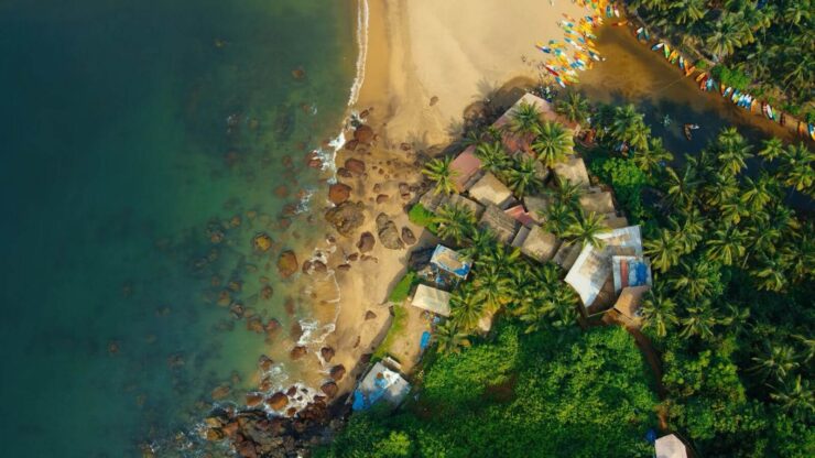 Гоа на экране компьютера Mac смотрится просто шикарно. Фото.