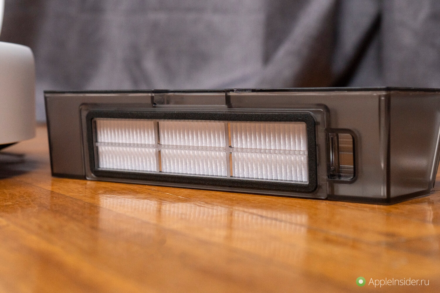 Что умеет робот-пылесос Dreame F10. Фильтр эффективно противостоит возврату пыли в помещение. Она остается внутри контейнера. Что умеет робот-пылесос Dreame F10. Фильтр эффективно противостоит возврату пыли в помещение. Она остается внутри контейнера. Фото.