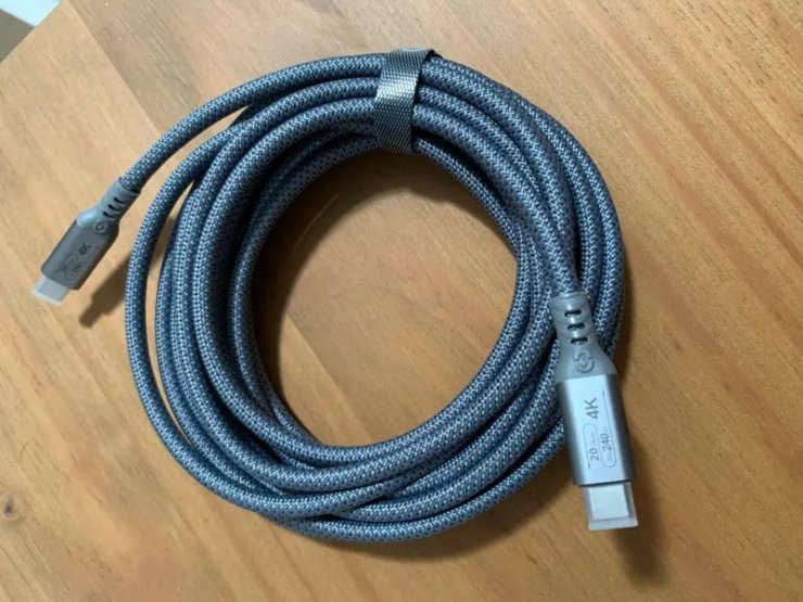 Провод для зарядки Айфона. Можно выбрать кабель разной длины. Фото.