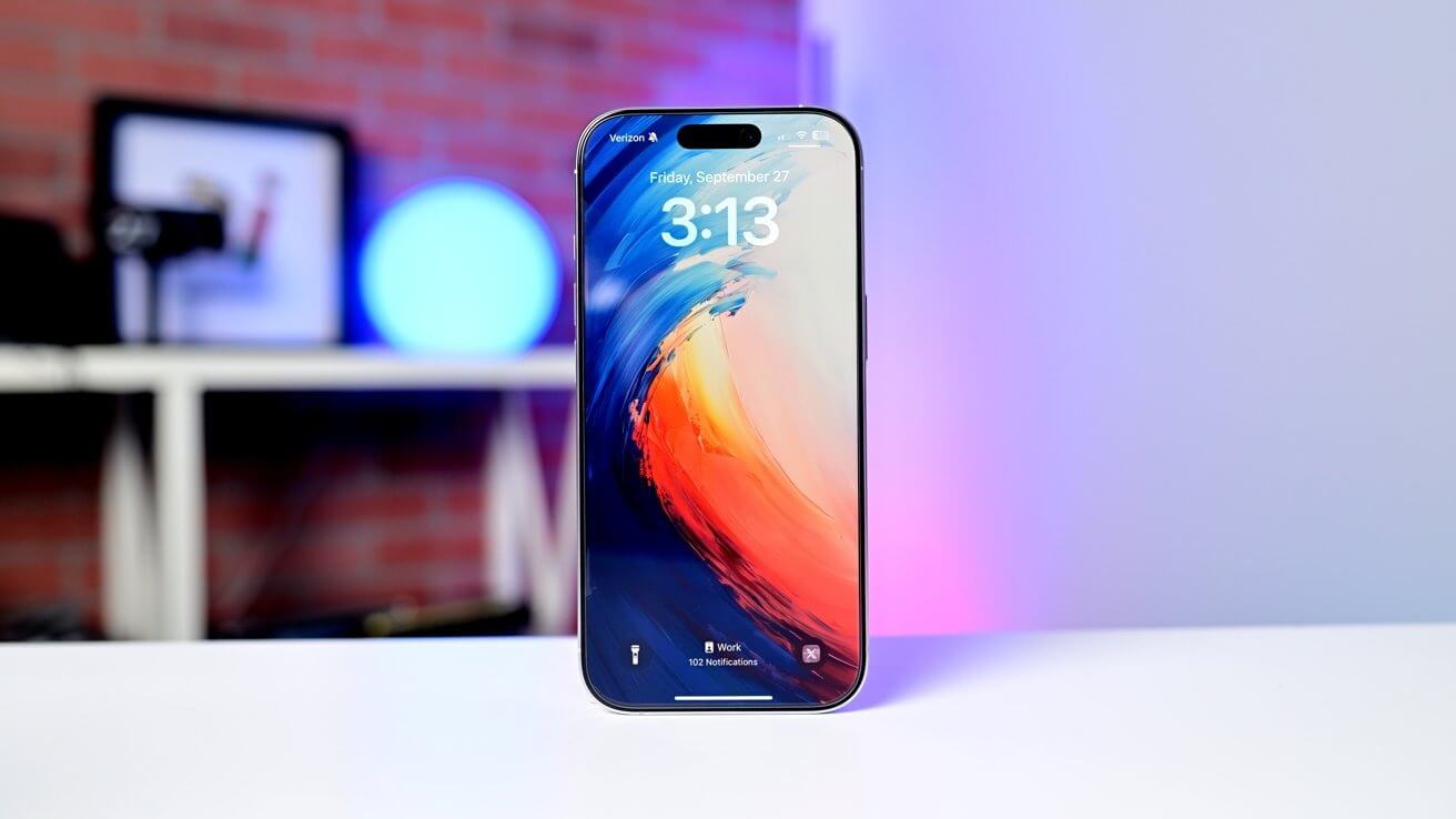 Что известно про обычный iPhone 17 перед презентацией: экран как у Pro, увеличенная батарея и новые цвета