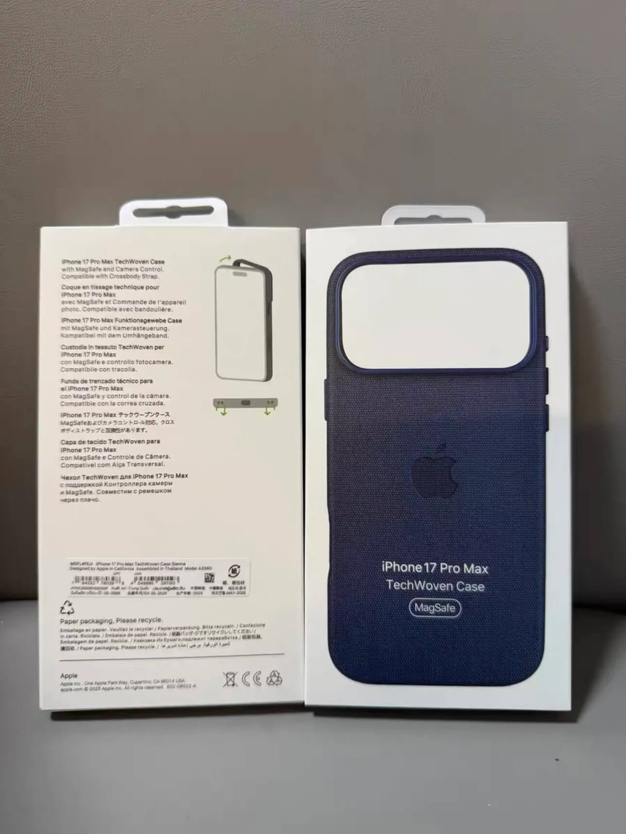 iPhone 17 можно будет носить по-новому. В сети появились живые фото необычного аксессуара. Смартфоны еще не анонсированы, а поддельные чехлы для них уже ждут своего часа на складах. Изображение: 9to5mac.com. Фото.