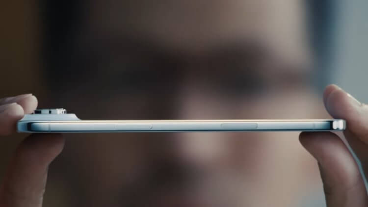 Как переход на eSIM в iPhone Air может повлиять на остальные смартфоны. iPhone Air — первый айфон с eSIM во всех странах без исключения. Изображение: tomsguide.com. Как переход на eSIM в iPhone Air может повлиять на остальные смартфоны. iPhone Air — первый айфон с eSIM во всех странах без исключения. Изображение: tomsguide.com. Фото.