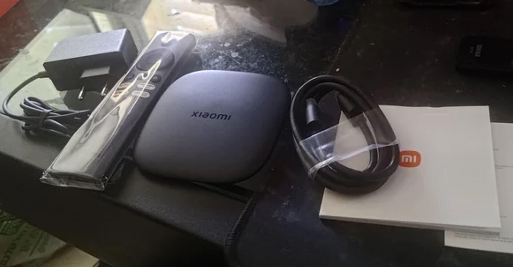 Лучшая ТВ-приставка на Андроиде. Приставка Xiaomi радует глаза, дешево стоит и главное — работает очень шустро. Фото.