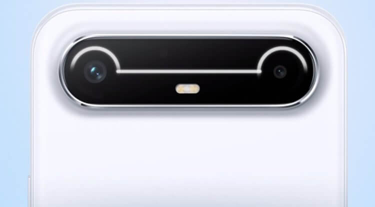 Смартфон TECNO Spark Slim. Камера смартфона имеет светодиодную подсветку. Изображение: TECNO. Смартфон TECNO Spark Slim. Камера смартфона имеет светодиодную подсветку. Изображение: TECNO. Фото.