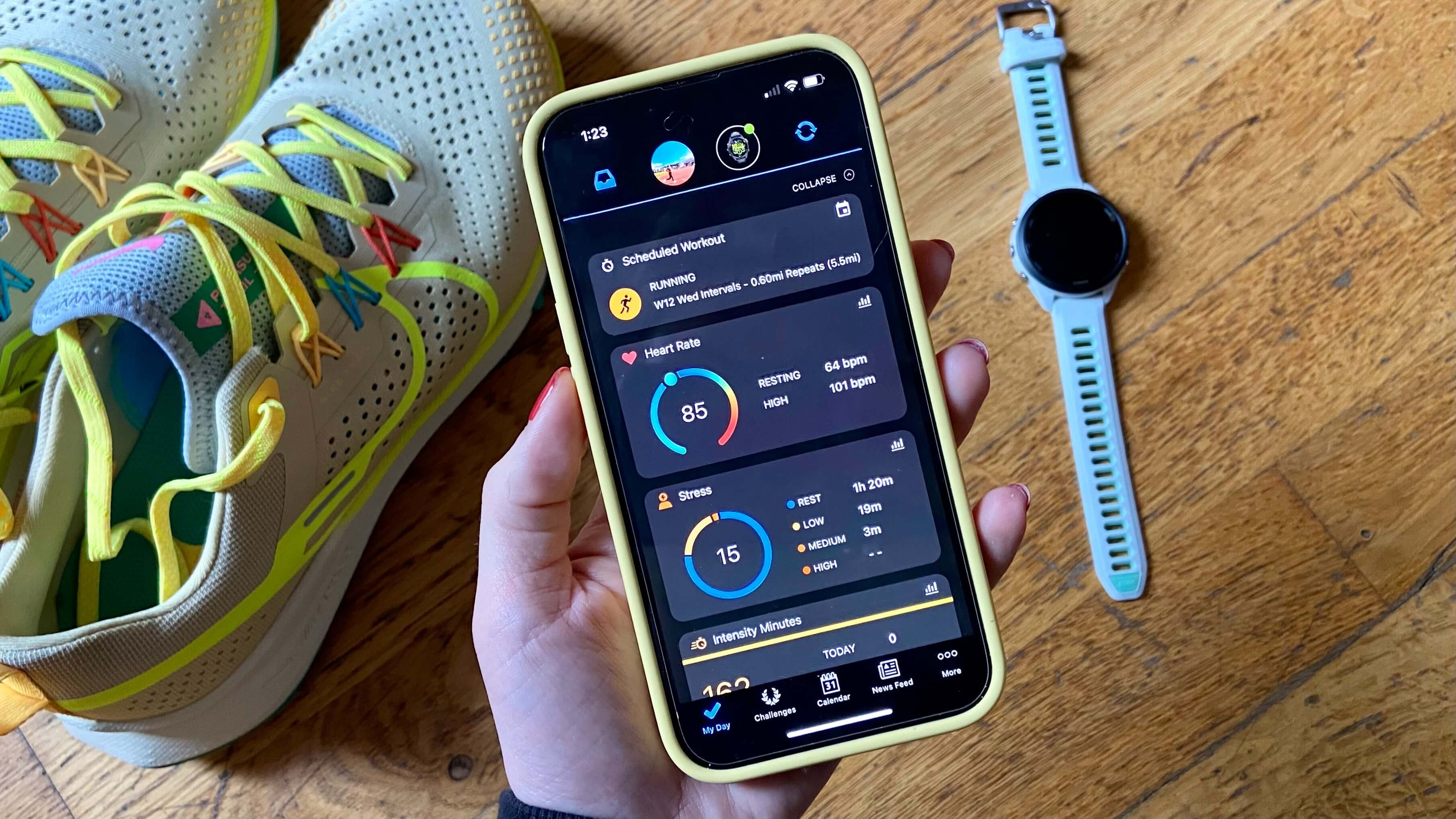 В iOS 26.1 любые смарт-часы смогут работать с iPhone почти как Apple Watch