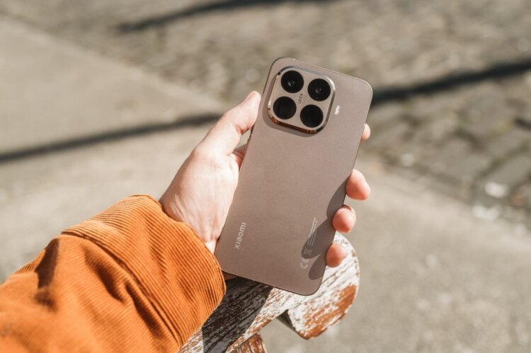 Новые флагманы Xiaomi 15T и Xiaomi 15T Pro уже на AliExpress. Чем они лучше iPhone и почему стоит купить их прямо сейчас. Фото.