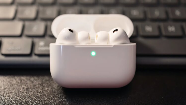 AirPods Pro 3 месяц спустя. Стоит ли покупать новые наушники Apple? Удобные и качественные наушники Apple стали еще лучше. Изображение: 9to5mac.com. AirPods Pro 3 месяц спустя. Стоит ли покупать новые наушники Apple? Удобные и качественные наушники Apple стали еще лучше. Изображение: 9to5mac.com. Фото.