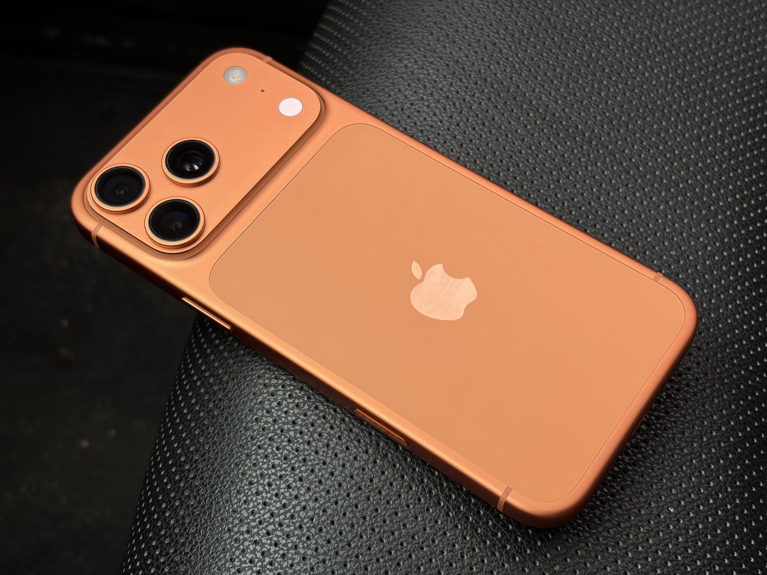 Стоит ли покупать iPhone Air. Личный опыт, мнение и особенности использования. Как снимает iPhone Air. Стоит ли покупать iPhone Air. Личный опыт, мнение и особенности использования. Как снимает iPhone Air. Фото.