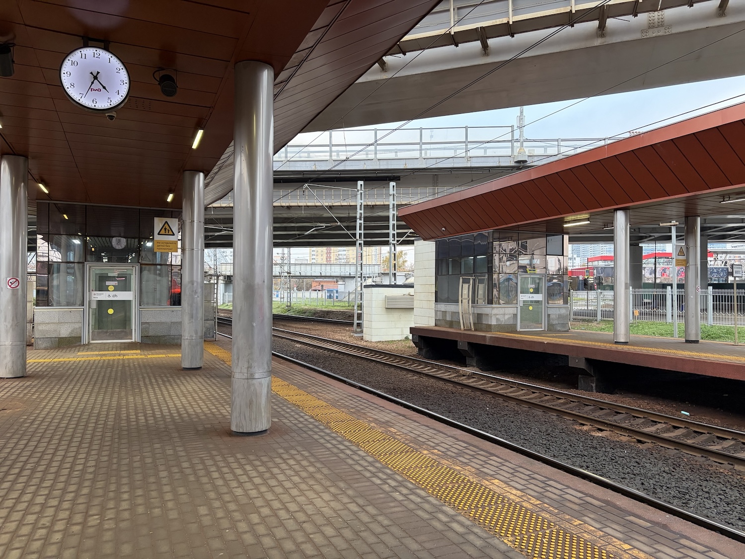 Стоит ли покупать iPhone Air. Личный опыт, мнение и особенности использования. Как снимает iPhone Air. Стоит ли покупать iPhone Air. Личный опыт, мнение и особенности использования. Как снимает iPhone Air. Фото.