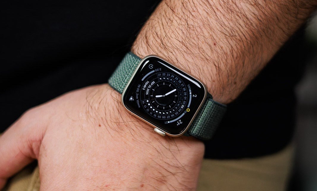 Какие Apple Watch лучше. Внешне даже не понять, что у вас недорогие Apple Watch. Изображение: phonearena.com. Какие Apple Watch лучше. Внешне даже не понять, что у вас недорогие Apple Watch. Изображение: phonearena.com. Фото.